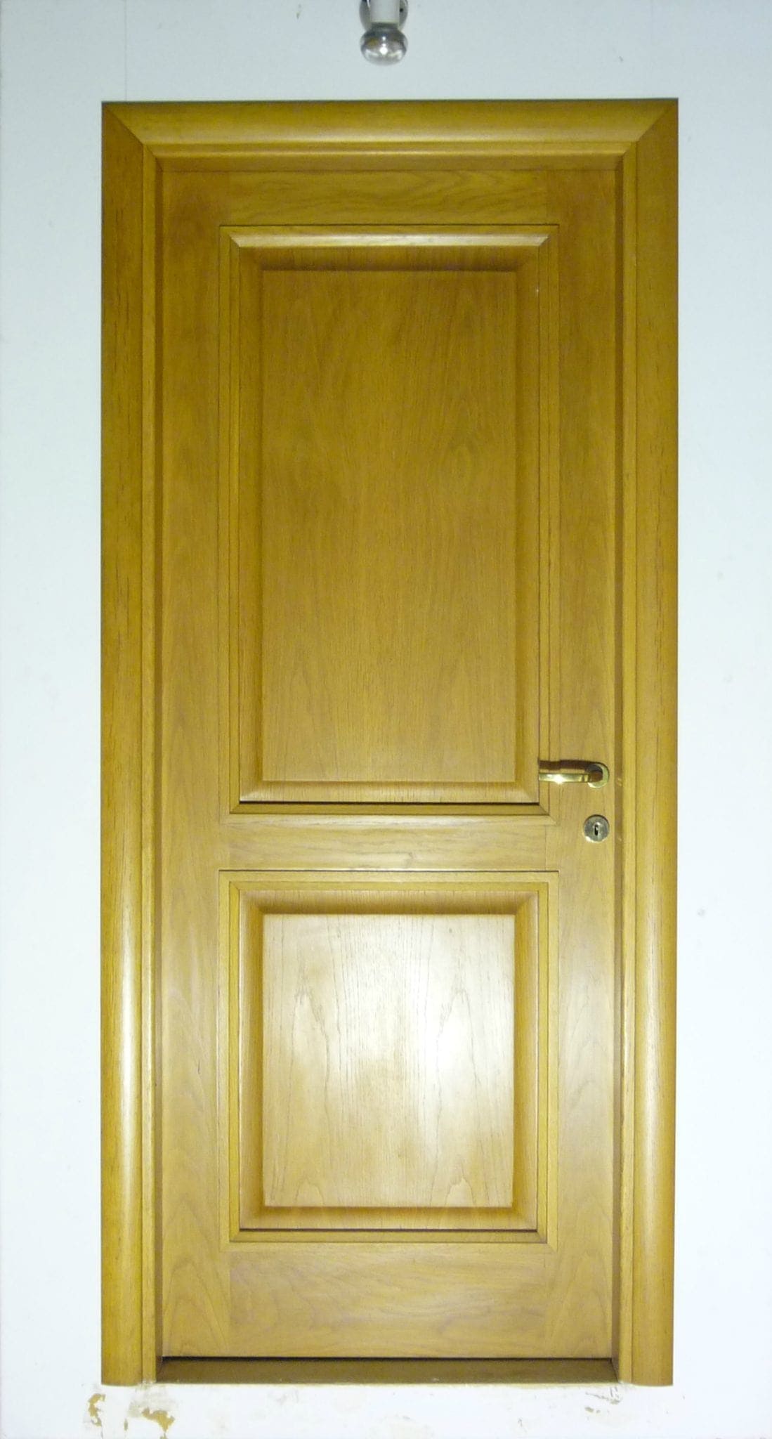 πόρτα ημιμασίφ